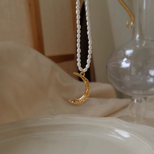 Moonooze Natural Freshwater Pearl Vintage Collarbone Necklace moonooze