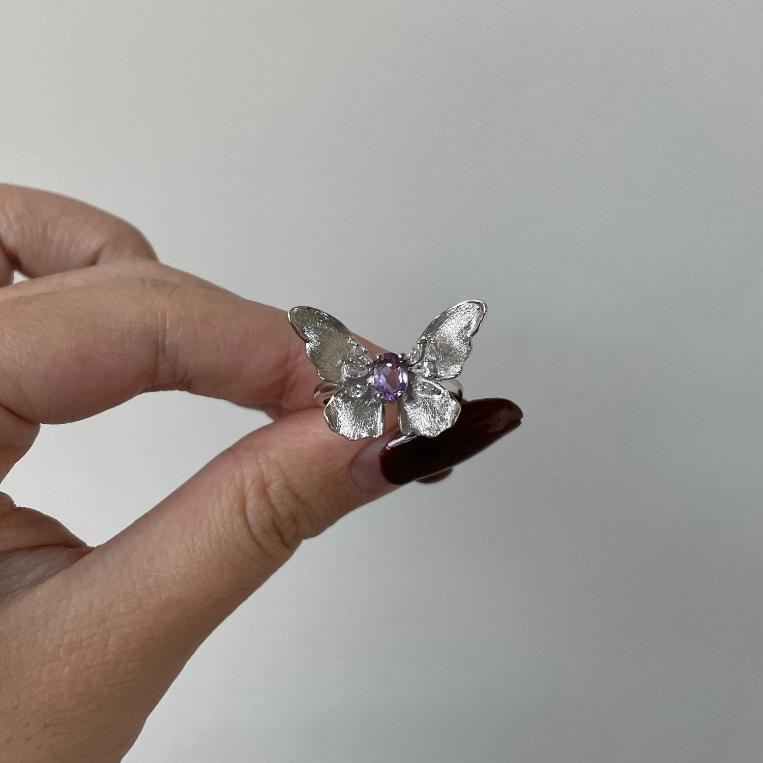 Moonooze S925 Natural Amethyst Charm Retro Index Finger Butterfly Ring moonooze