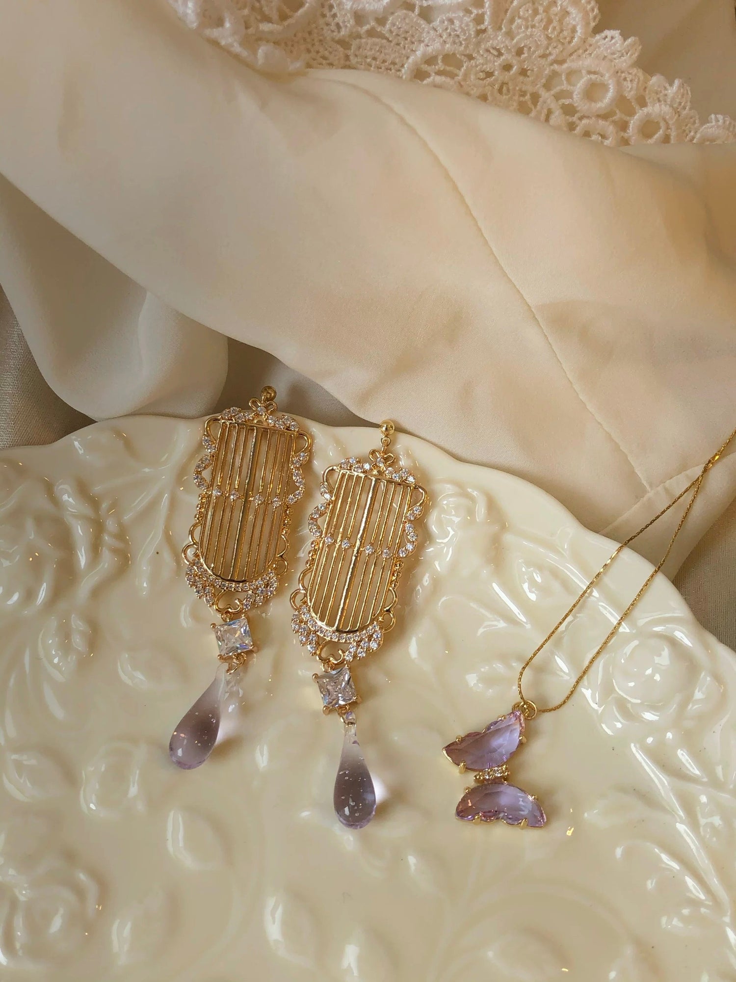 Moonooze Irish Harp Earrings: Lilac Elegance in Celtic & French Glass moonooze