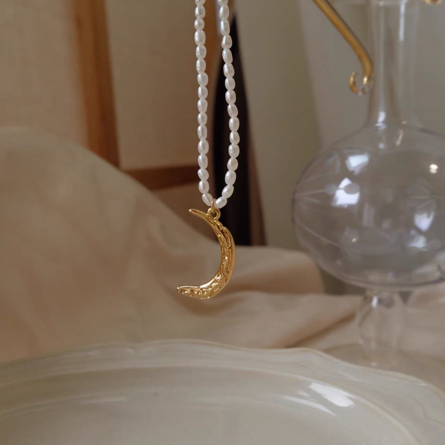 Moonooze Natural Freshwater Pearl Vintage Collarbone Necklace moonooze